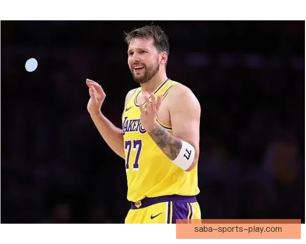 东契奇场均三十分抢断破百 比肩科比成联盟唯一